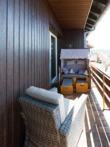 Balkon Strandkorb Ferienwohnung Haus Nahetal
